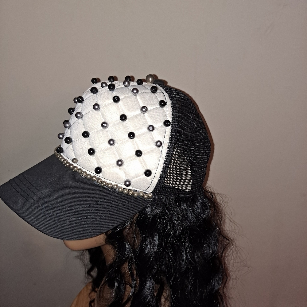Cap/hat - Picture 3 of 3